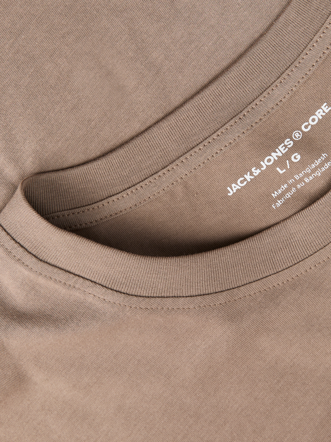 model_shot-detail
